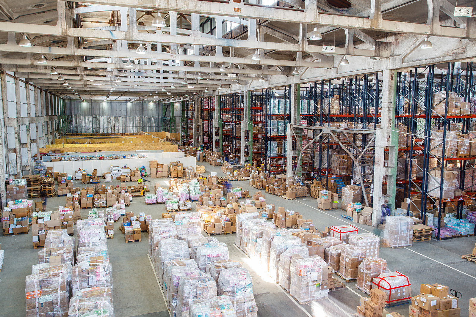 Products in a warehouse